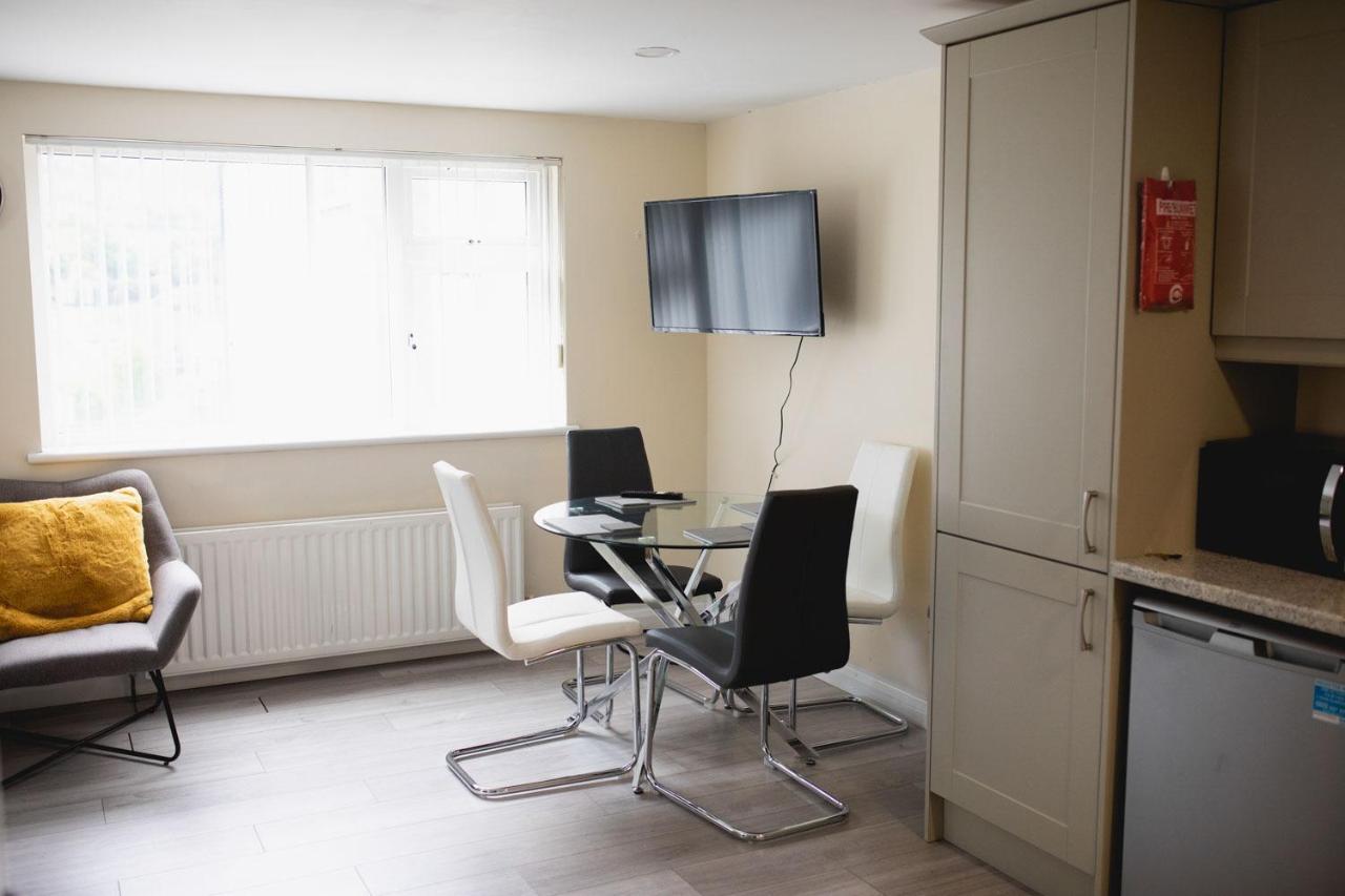Vanity Ballycastle Diamond 2 Bedroom Apartment エクステリア 写真